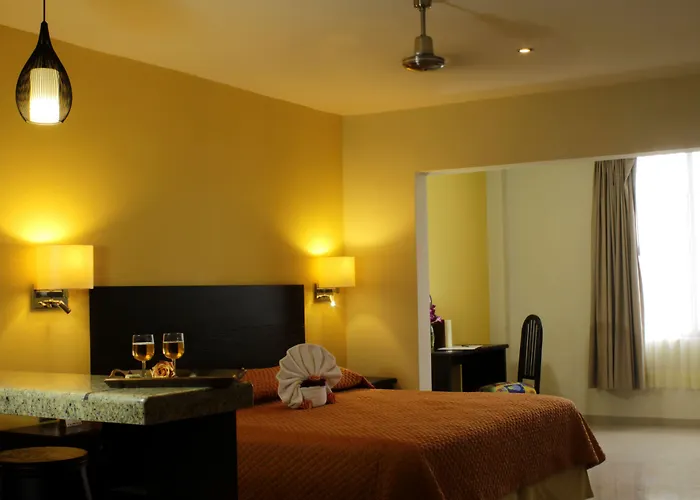 Nautilus 3* Playa del Carmen