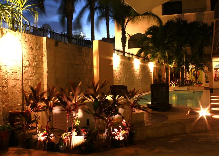 Nautilus Hotel 3*